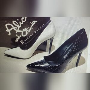 Alice + Olivia Black & White Heels 5.5 - BNIB